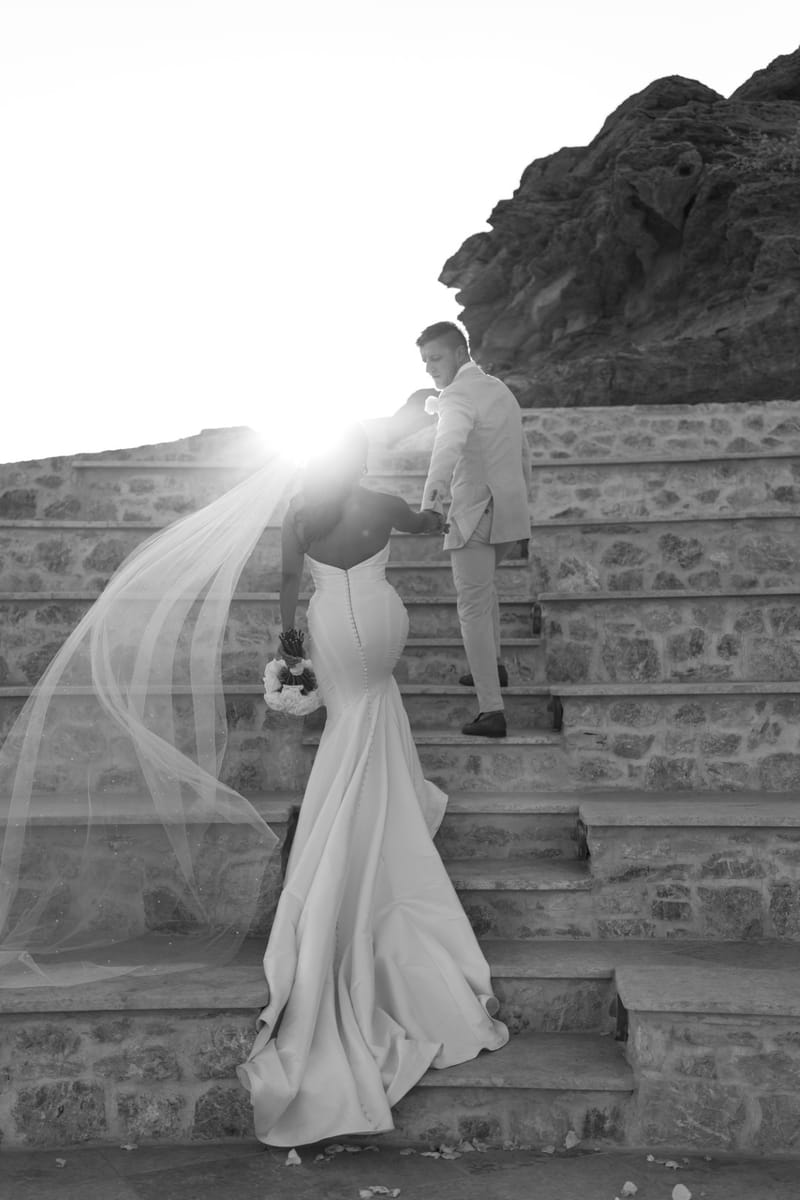 Reni & Jordan Wedding at the Cycladic Gem Villa Ios