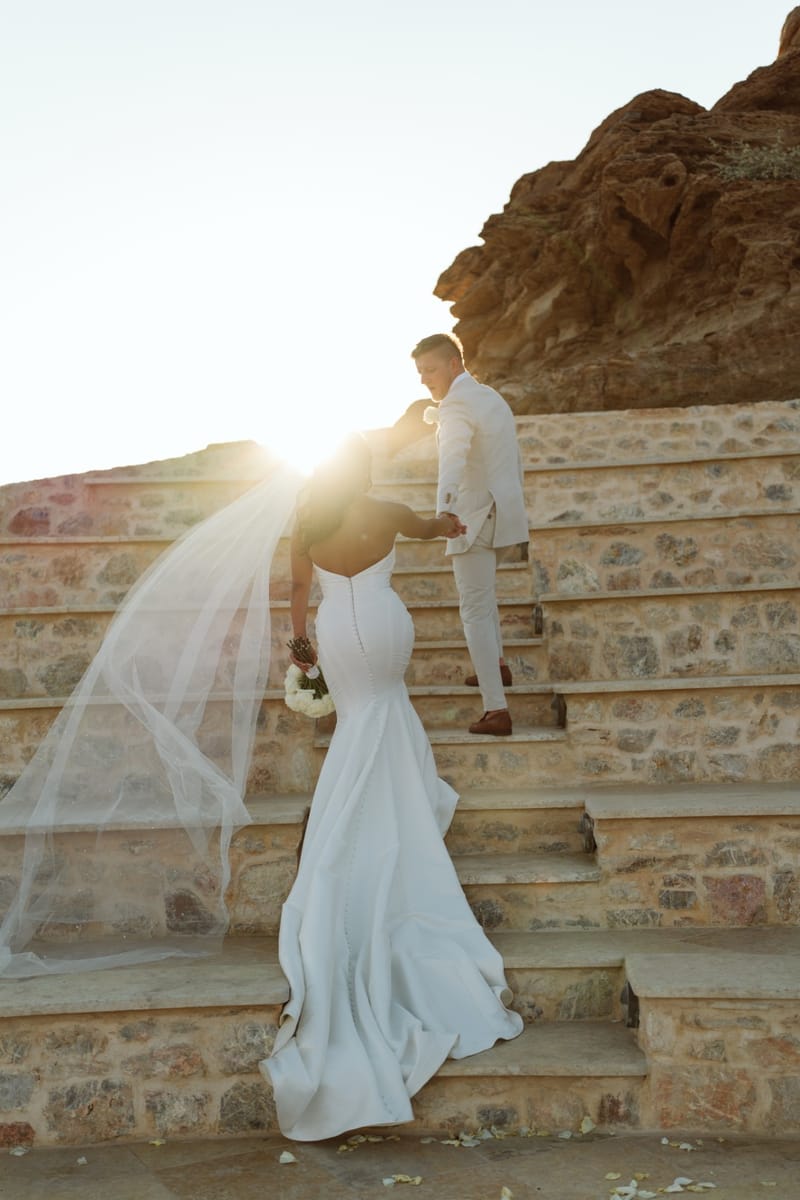 Reni & Jordan Wedding at the Cycladic Gem Villa Ios