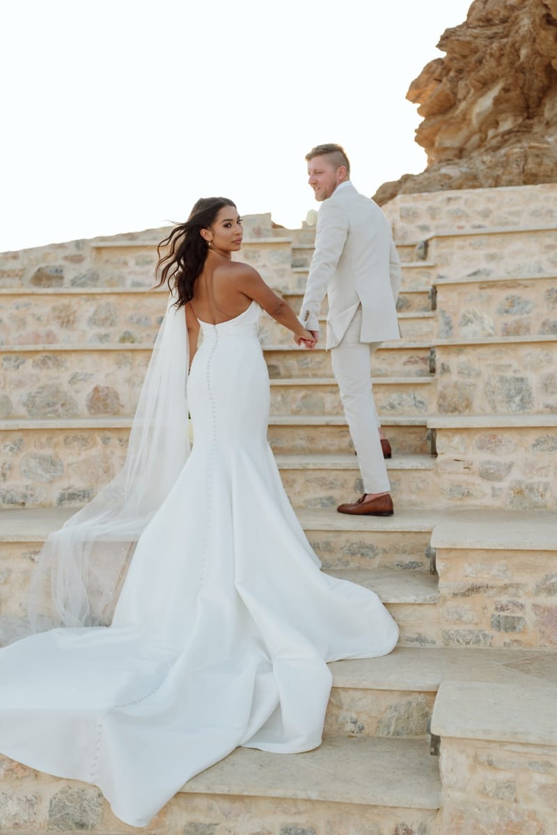 Reni & Jordan Wedding at the Cycladic Gem Villa Ios