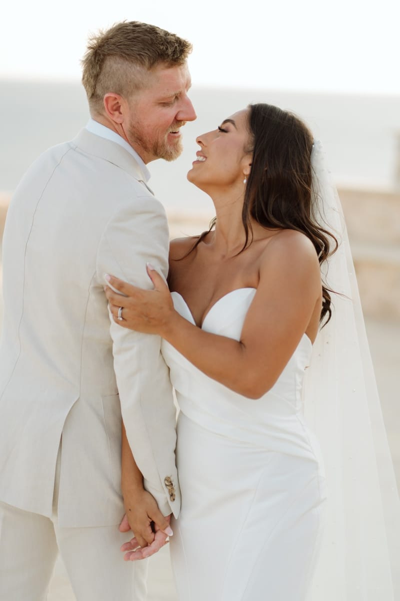 Reni & Jordan Wedding at the Cycladic Gem Villa Ios