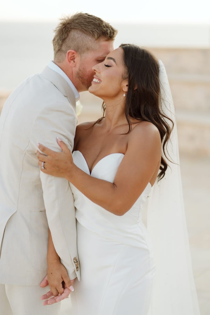 Reni & Jordan Wedding at the Cycladic Gem Villa Ios