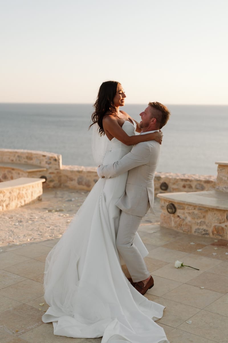 Reni & Jordan Wedding at the Cycladic Gem Villa Ios