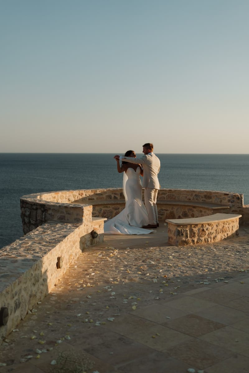 Reni & Jordan Wedding at the Cycladic Gem Villa Ios