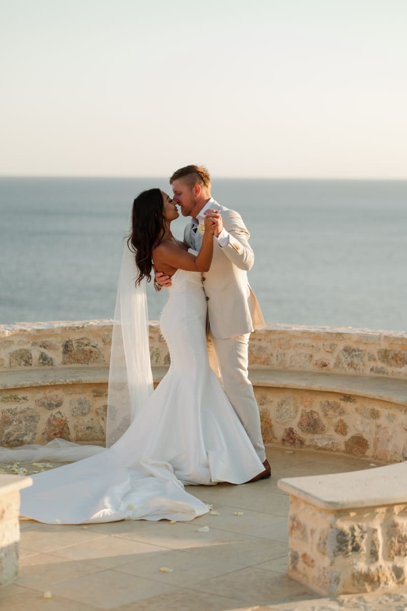 Reni & Jordan Wedding at the Cycladic Gem Villa Ios