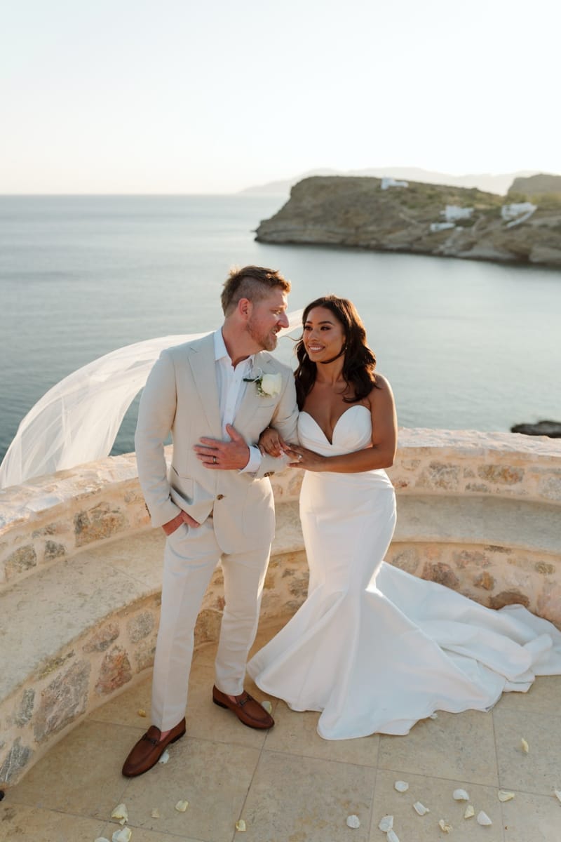Reni & Jordan Wedding at the Cycladic Gem Villa Ios