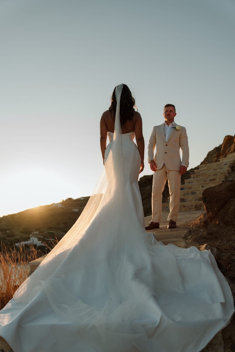 Reni & Jordan Wedding at the Cycladic Gem Villa Ios