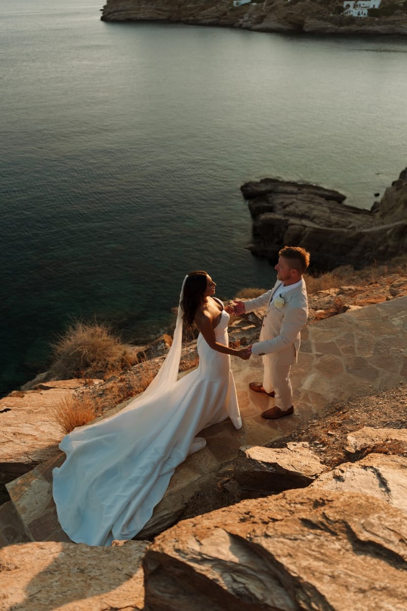 Reni & Jordan Wedding at the Cycladic Gem Villa Ios