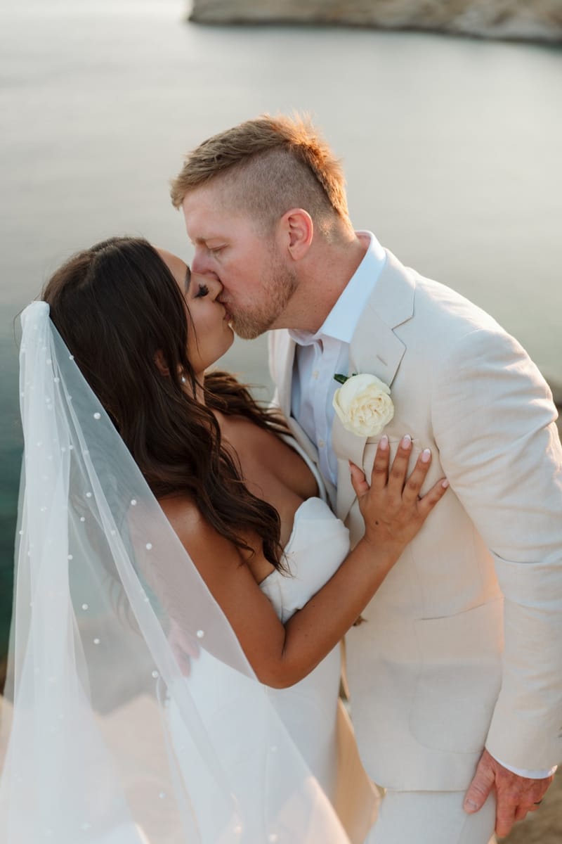 Reni & Jordan Wedding at the Cycladic Gem Villa Ios