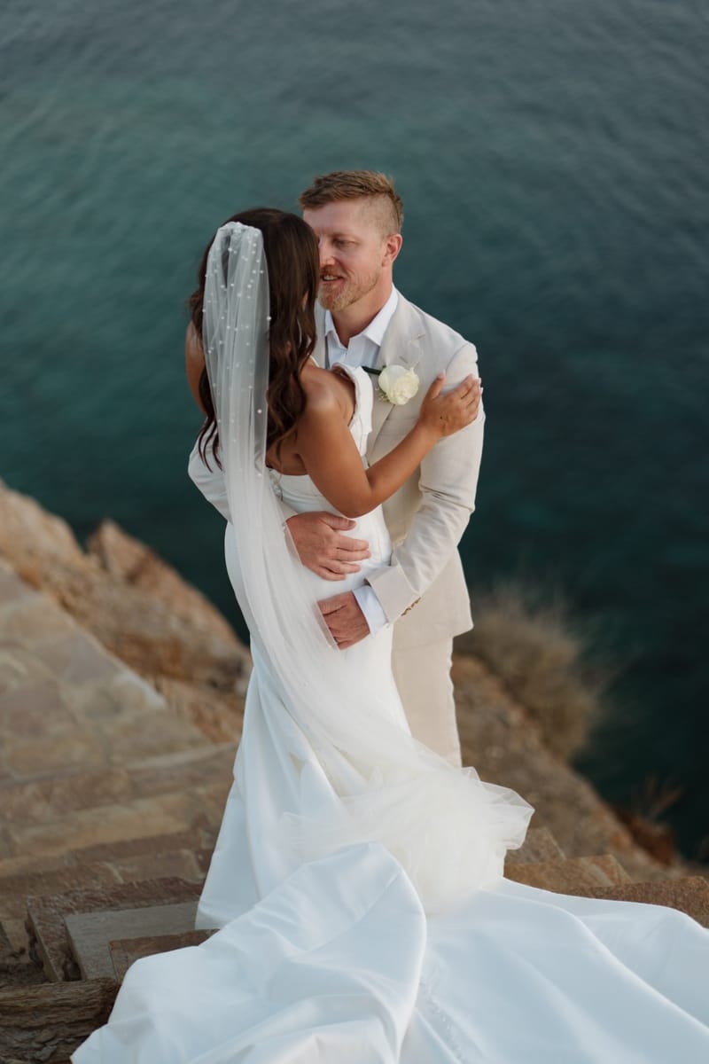 Reni & Jordan Wedding at the Cycladic Gem Villa Ios