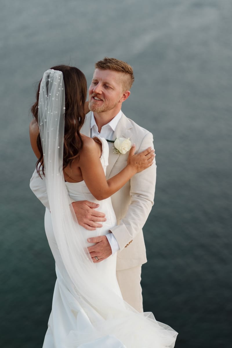 Reni & Jordan Wedding at the Cycladic Gem Villa Ios