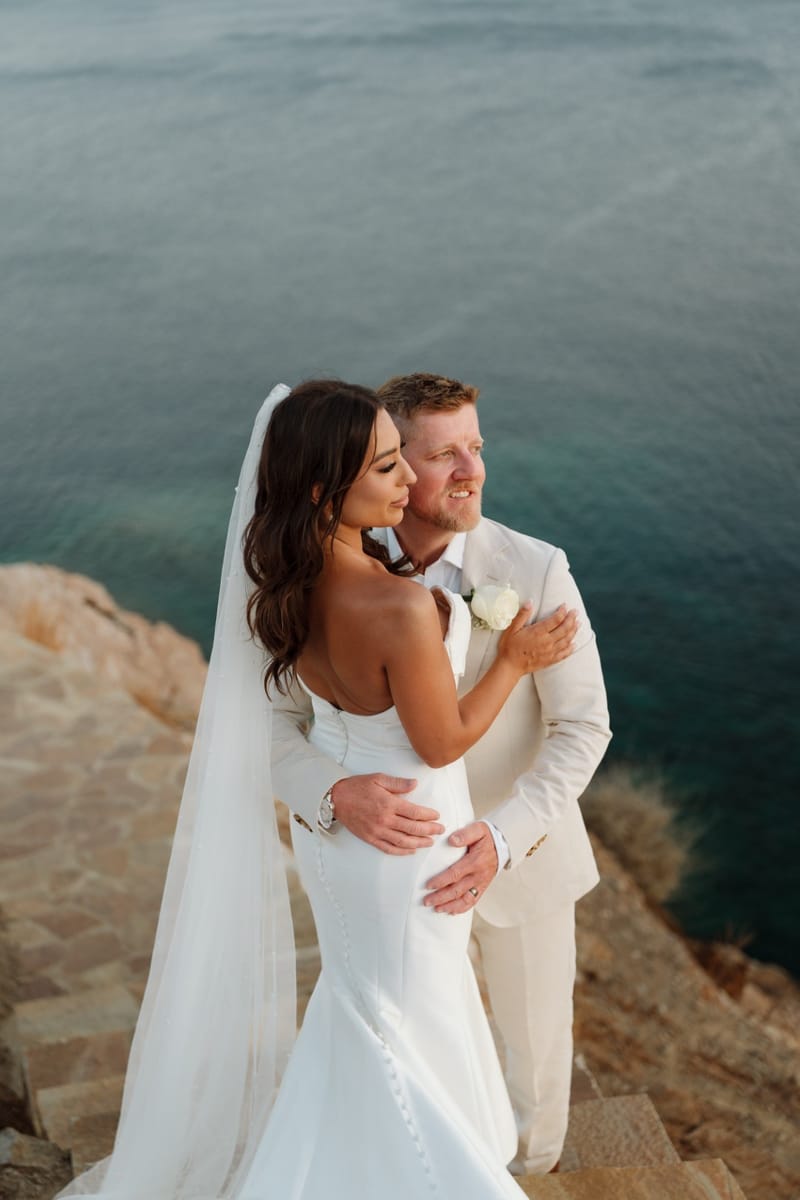 Reni & Jordan Wedding at the Cycladic Gem Villa Ios