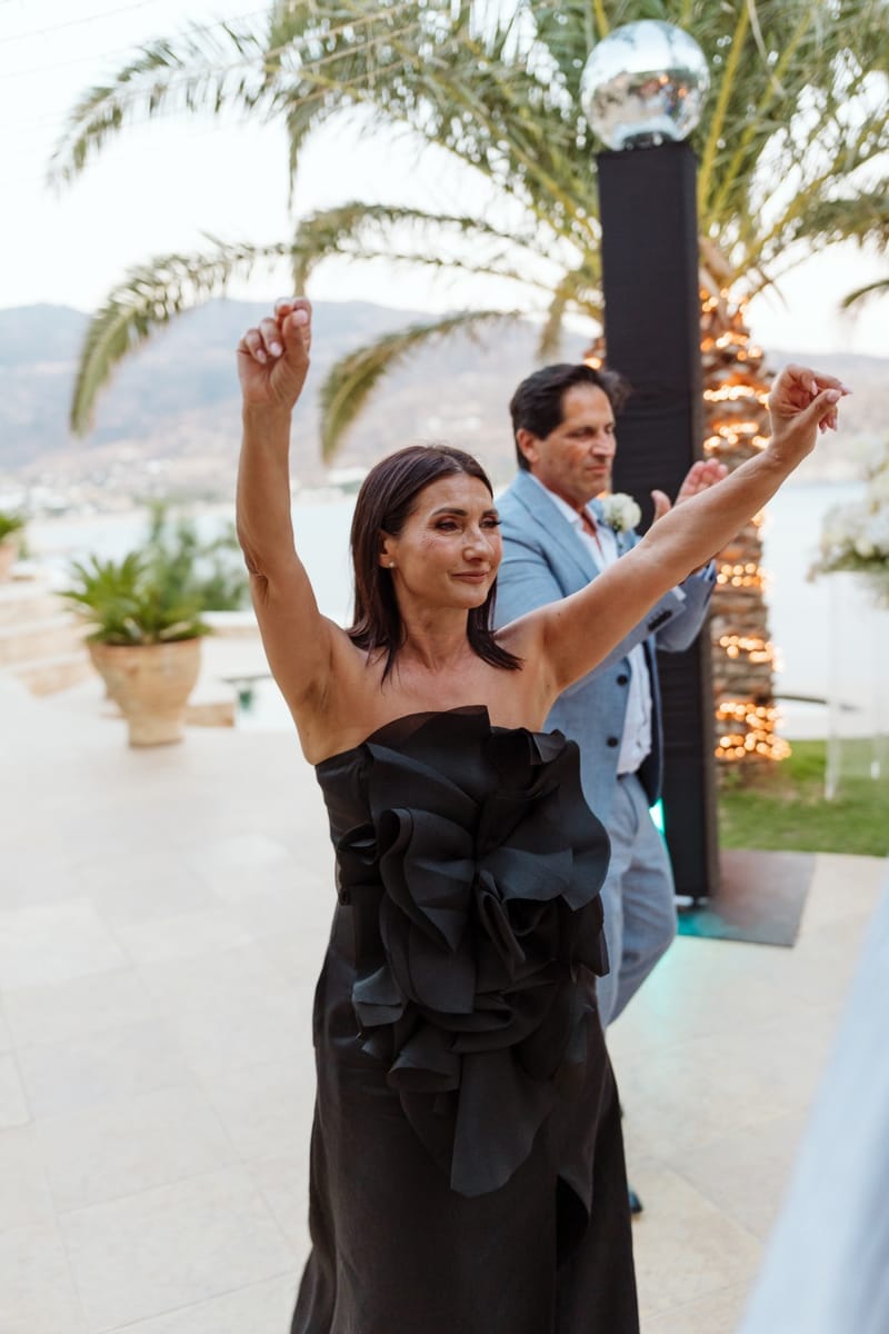Reni & Jordan Wedding at the Cycladic Gem Villa Ios