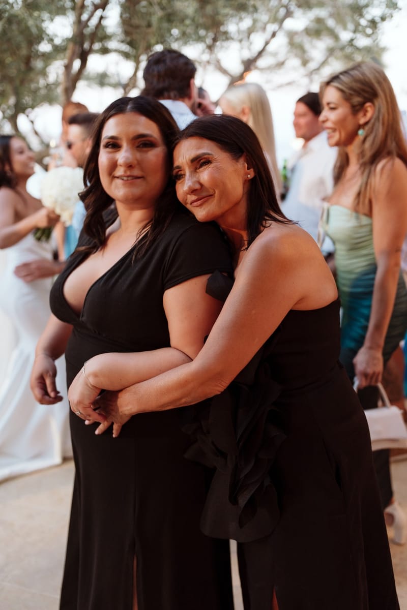 Reni & Jordan Wedding at the Cycladic Gem Villa Ios