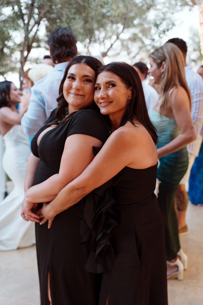 Reni & Jordan Wedding at the Cycladic Gem Villa Ios