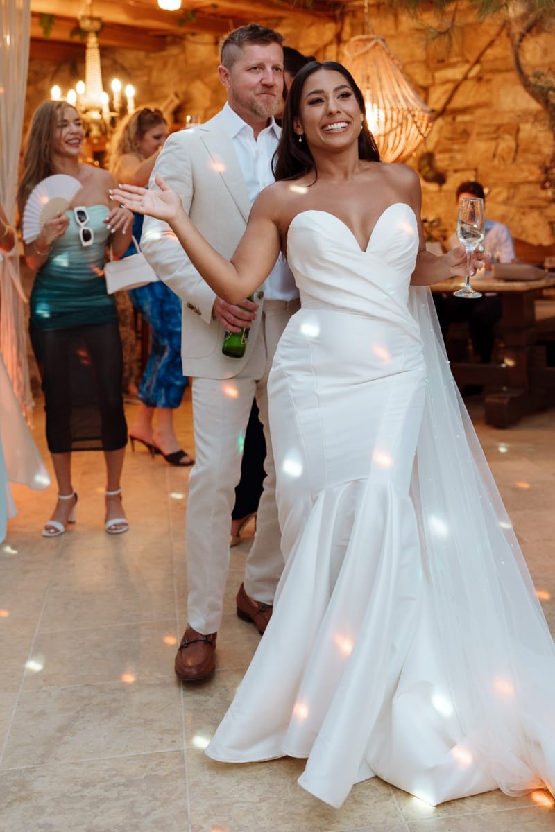 Reni & Jordan Wedding at the Cycladic Gem Villa Ios