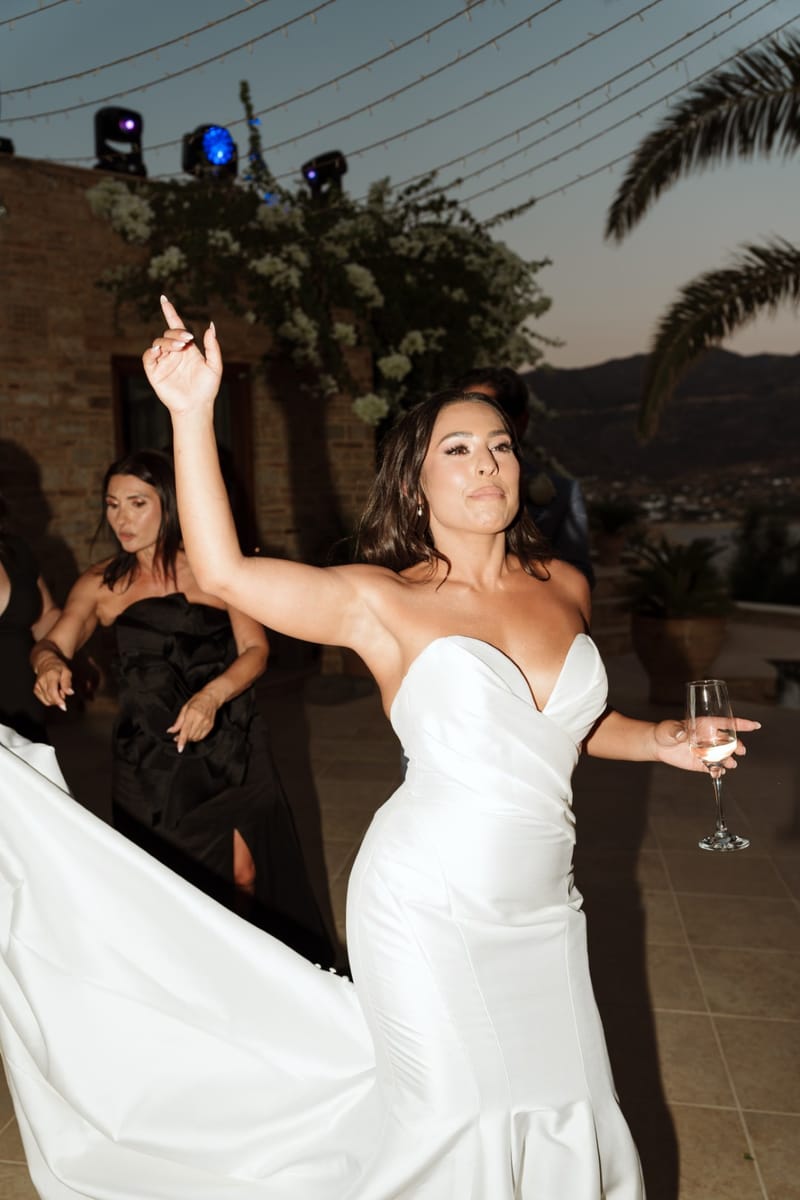 Reni & Jordan Wedding at the Cycladic Gem Villa Ios