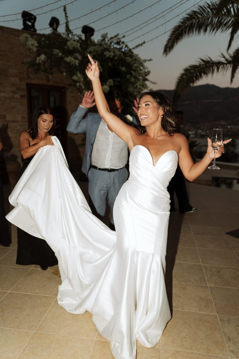 Reni & Jordan Wedding at the Cycladic Gem Villa Ios