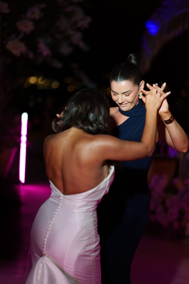 Reni & Jordan Wedding at the Cycladic Gem Villa Ios