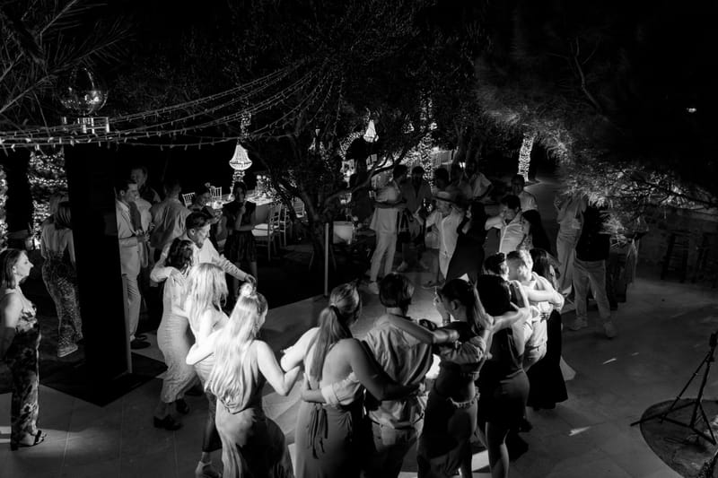 Reni & Jordan Wedding at the Cycladic Gem Villa Ios