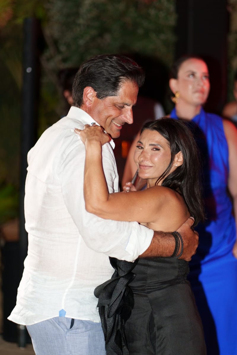 Reni & Jordan Wedding at the Cycladic Gem Villa Ios