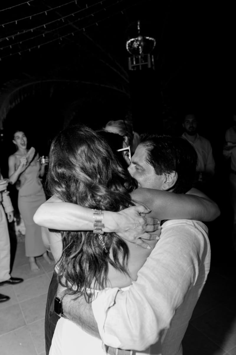 Reni & Jordan Wedding at the Cycladic Gem Villa Ios