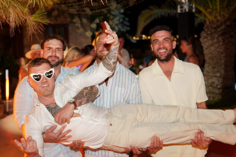 Reni & Jordan Wedding at the Cycladic Gem Villa Ios