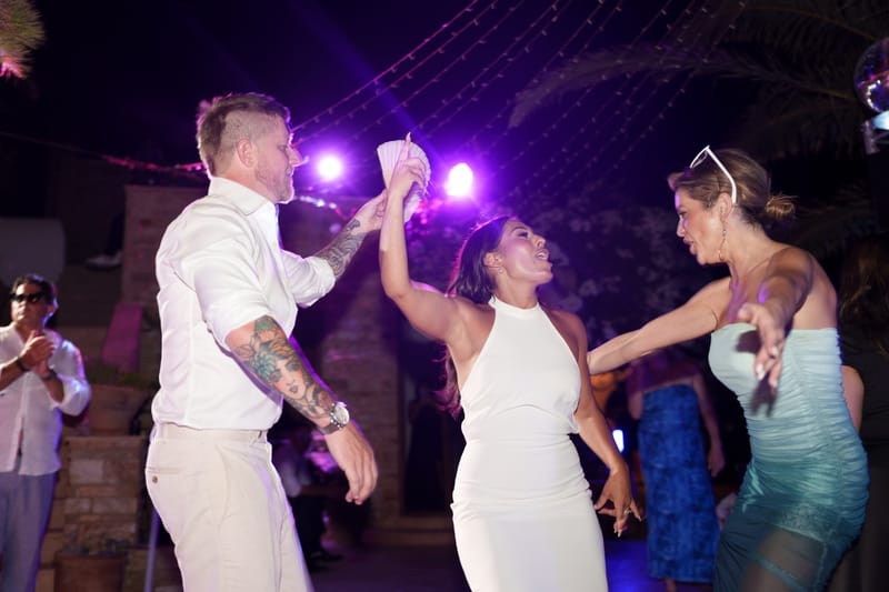 Reni & Jordan Wedding at the Cycladic Gem Villa Ios