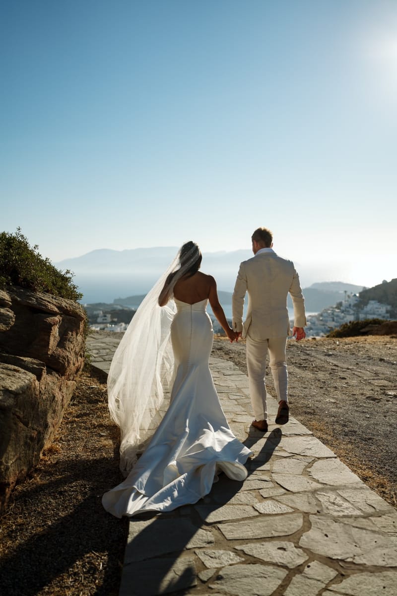 Reni & Jordan Wedding at the Cycladic Gem Villa Ios