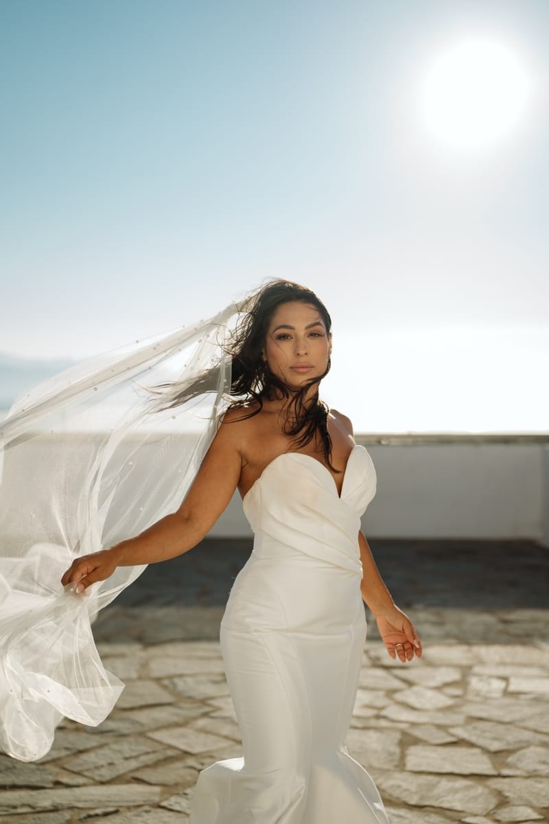 Reni & Jordan Wedding at the Cycladic Gem Villa Ios