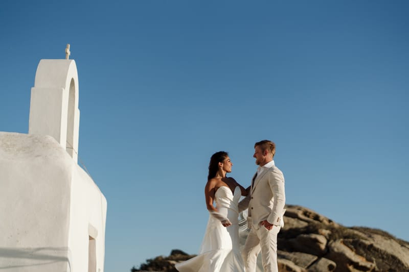 Reni & Jordan Wedding at the Cycladic Gem Villa Ios