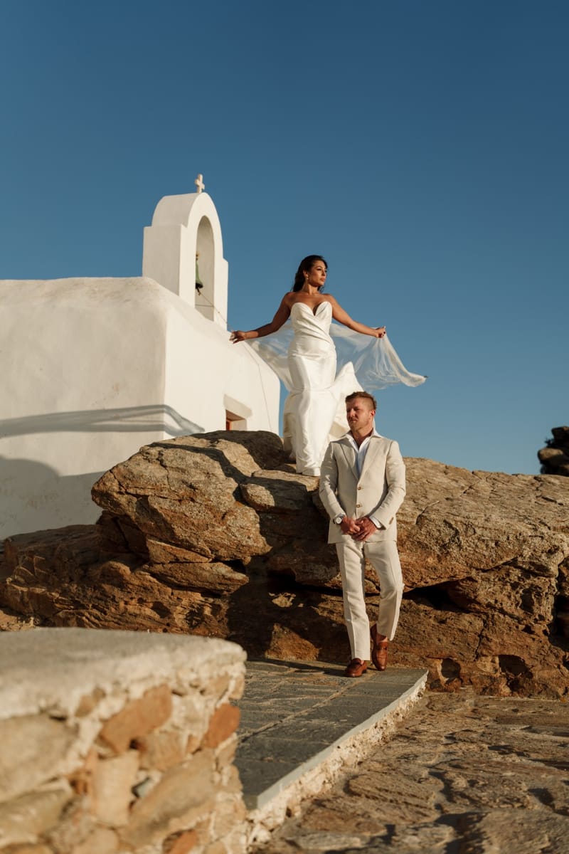 Reni & Jordan Wedding at the Cycladic Gem Villa Ios