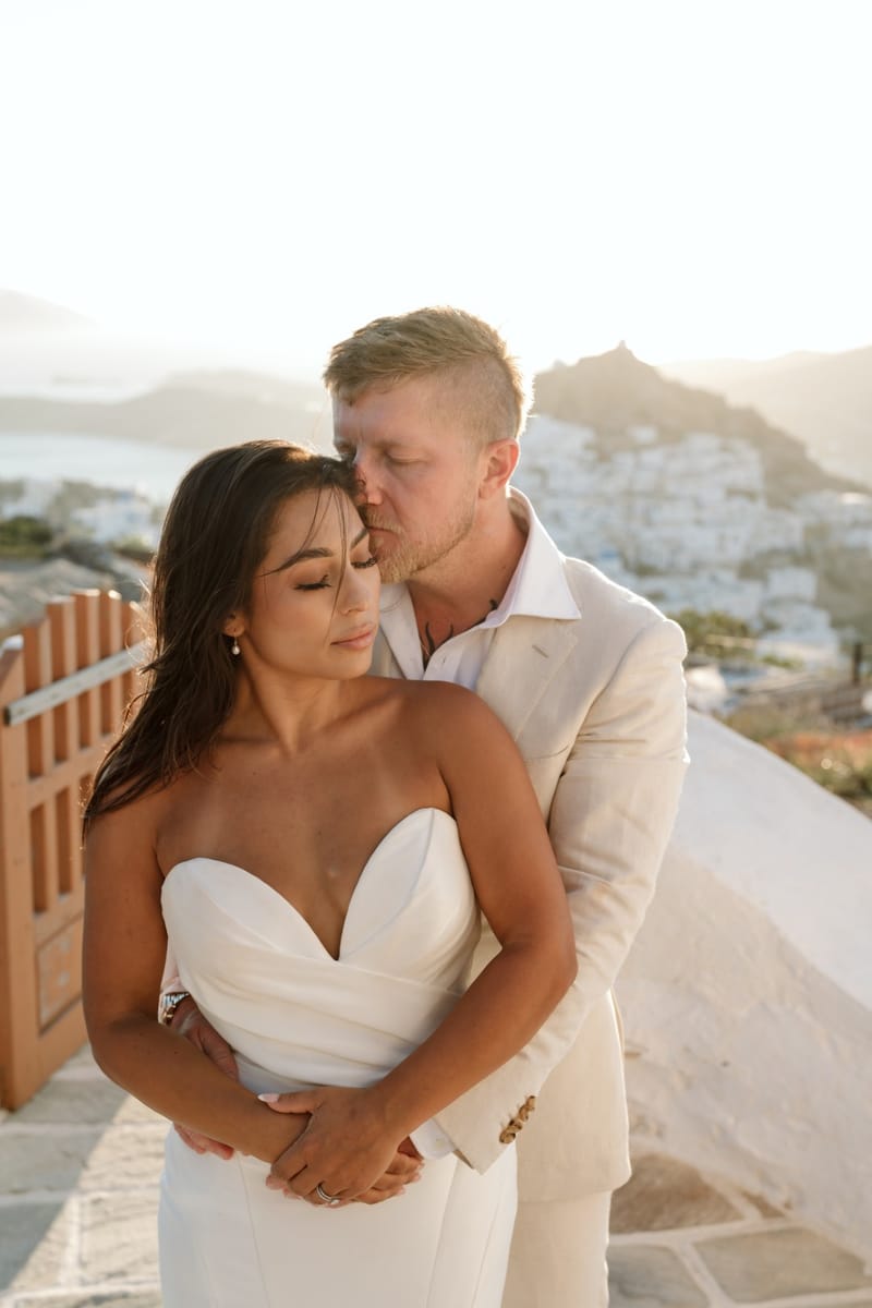 Reni & Jordan Wedding at the Cycladic Gem Villa Ios