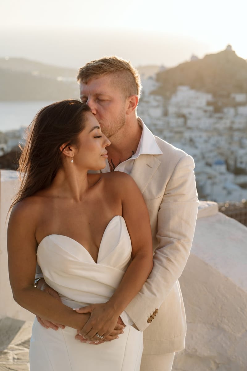 Reni & Jordan Wedding at the Cycladic Gem Villa Ios