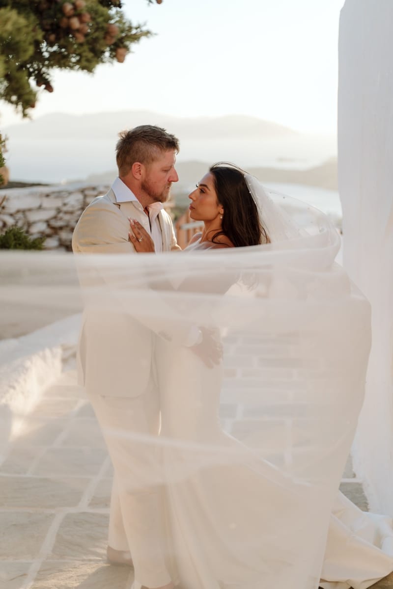 Reni & Jordan Wedding at the Cycladic Gem Villa Ios