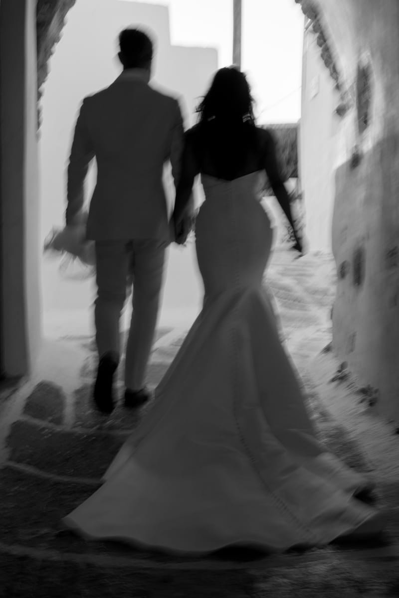Reni & Jordan Wedding at the Cycladic Gem Villa Ios