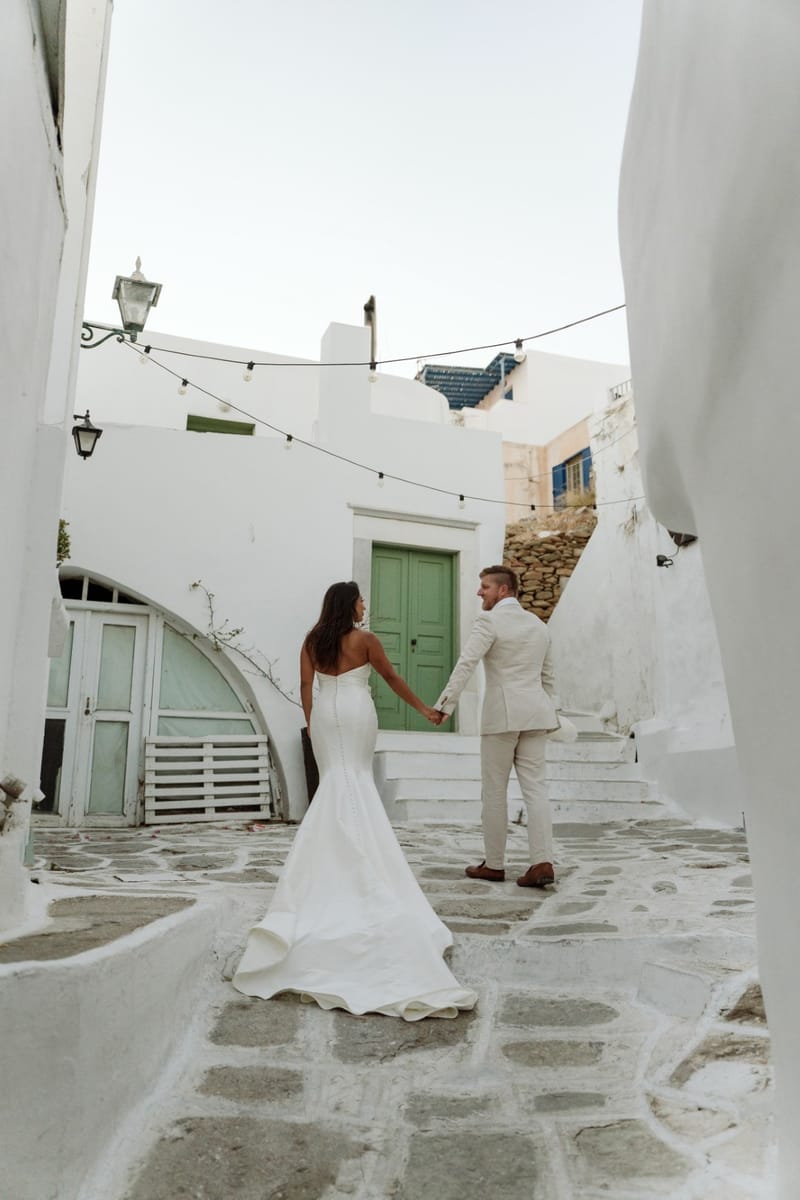 Reni & Jordan Wedding at the Cycladic Gem Villa Ios