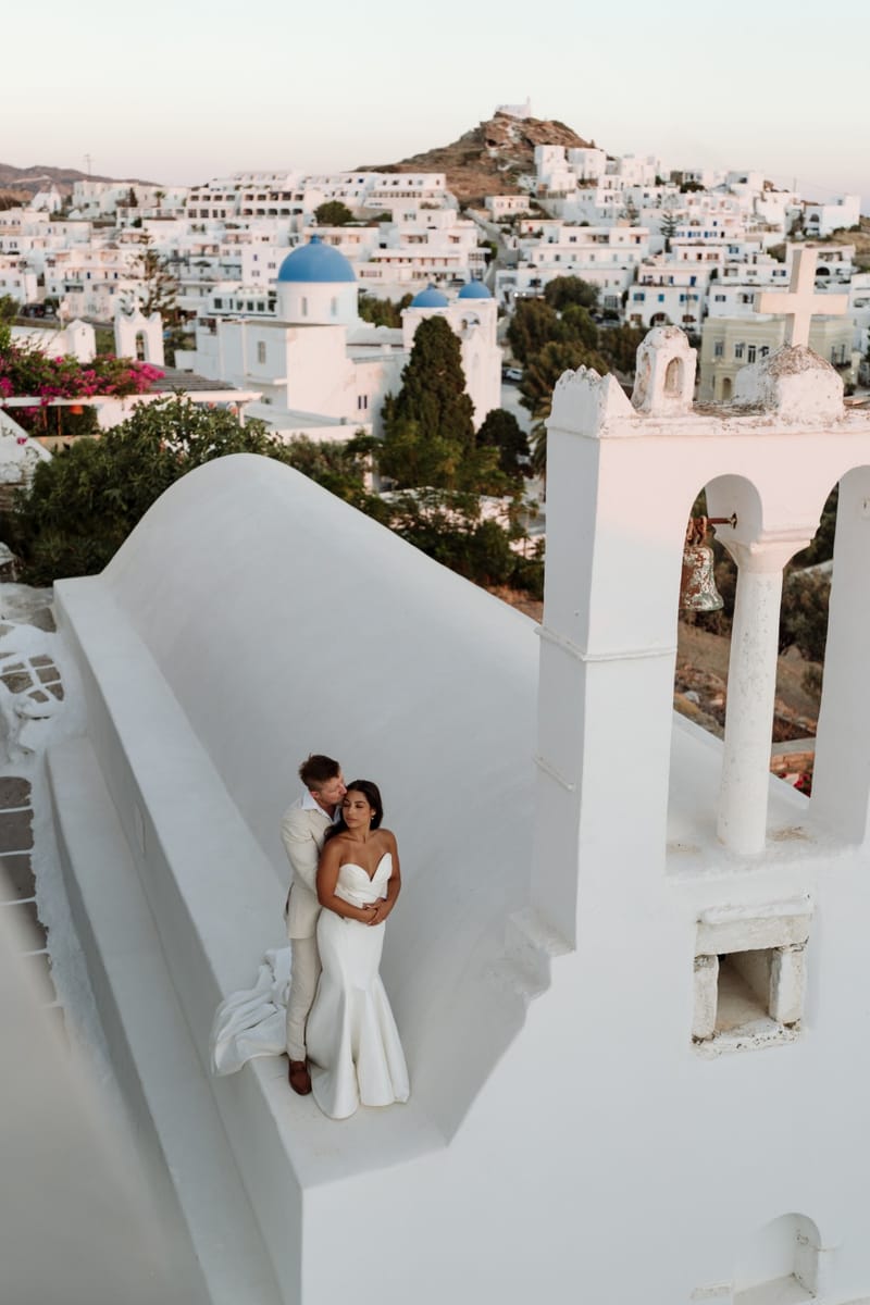 Reni & Jordan Wedding at the Cycladic Gem Villa Ios