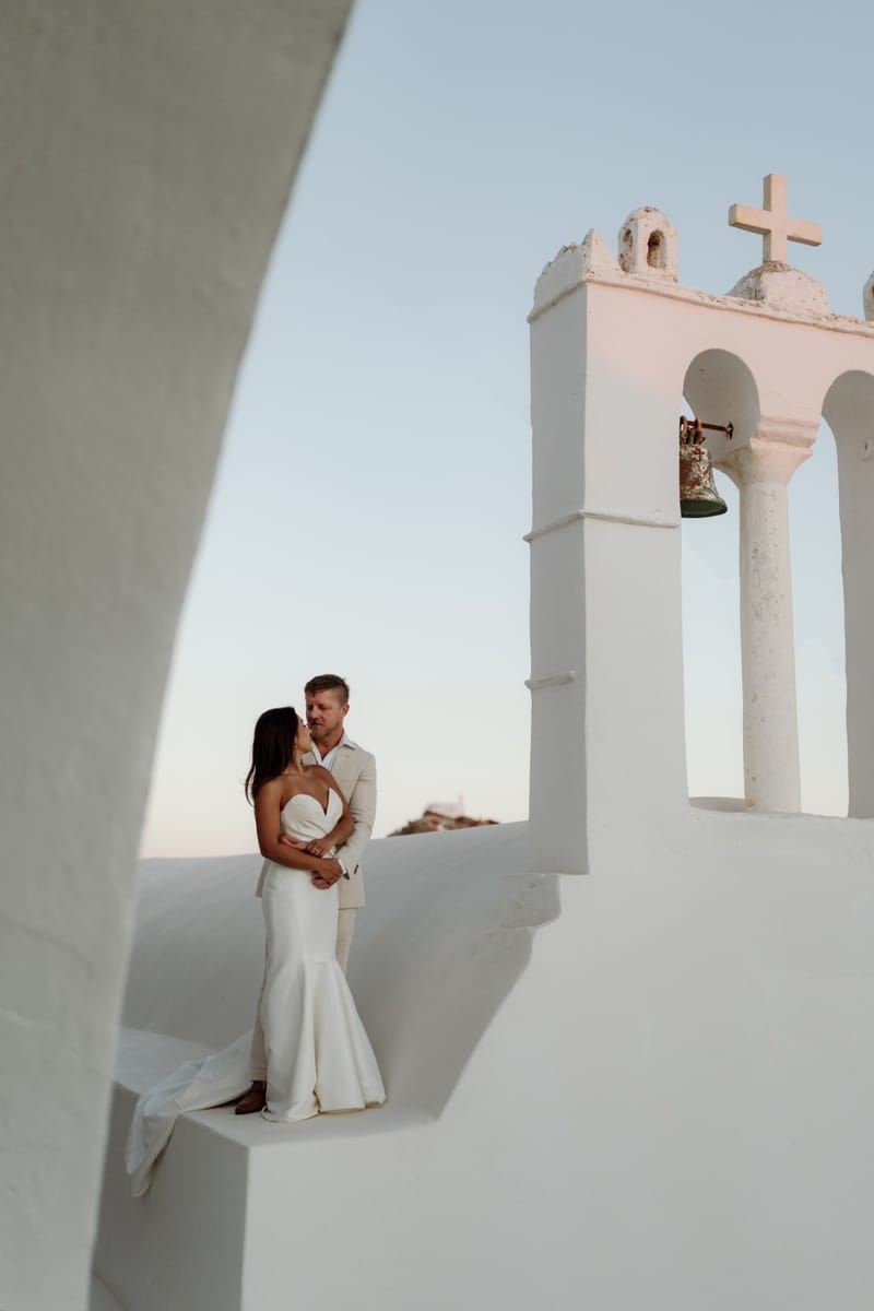 Reni & Jordan Wedding at the Cycladic Gem Villa Ios