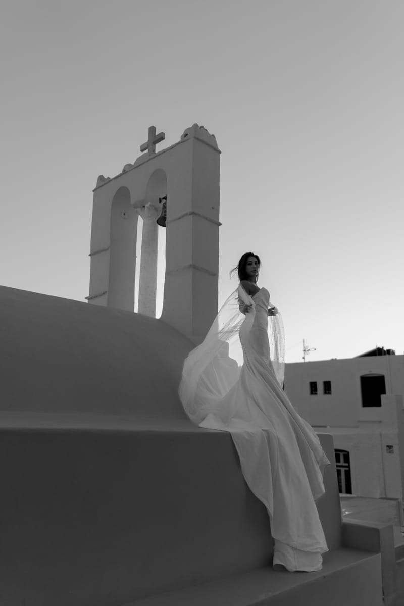 Reni & Jordan Wedding at the Cycladic Gem Villa Ios
