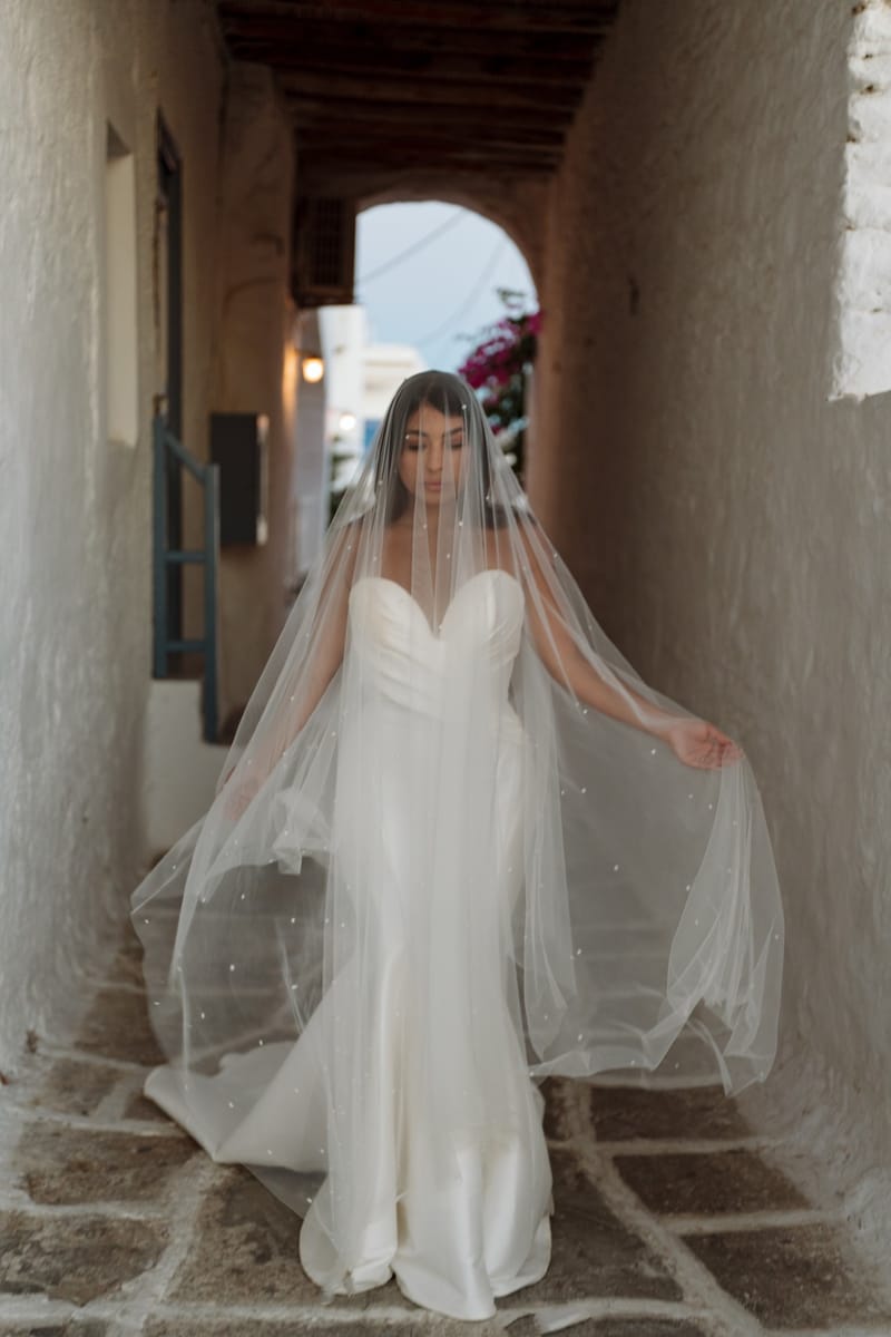 Reni & Jordan Wedding at the Cycladic Gem Villa Ios