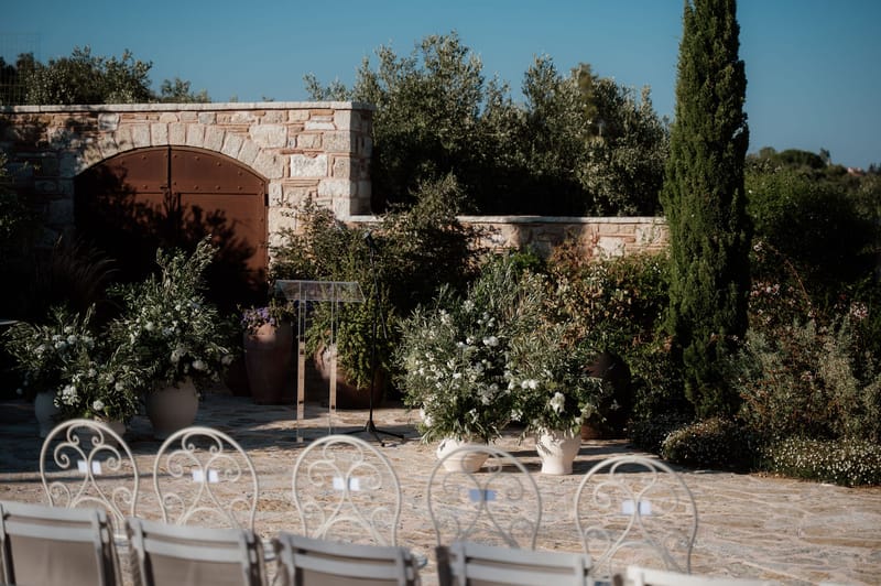 Manon and Filippos Wedding at Pyrgos Petreza Athens
