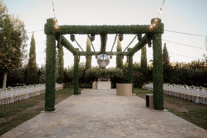 Manon and Filippos Wedding at Pyrgos Petreza Athens