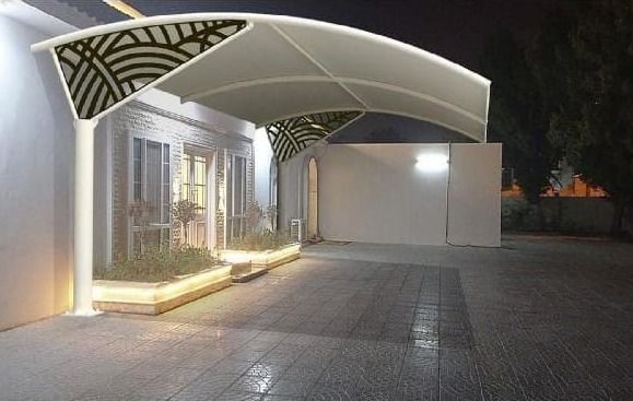 مظلات كابولي