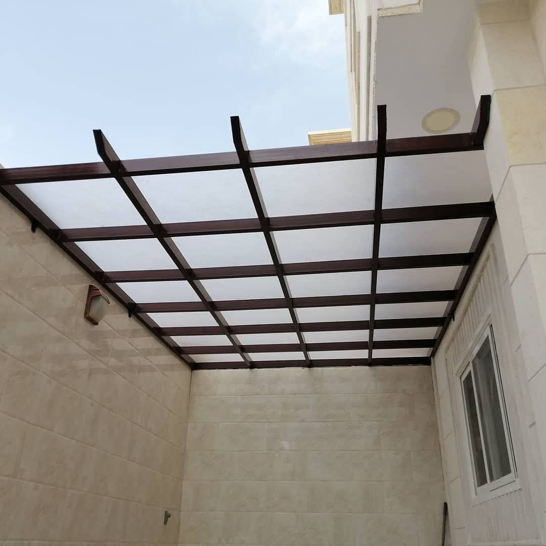 مظلات لكسان