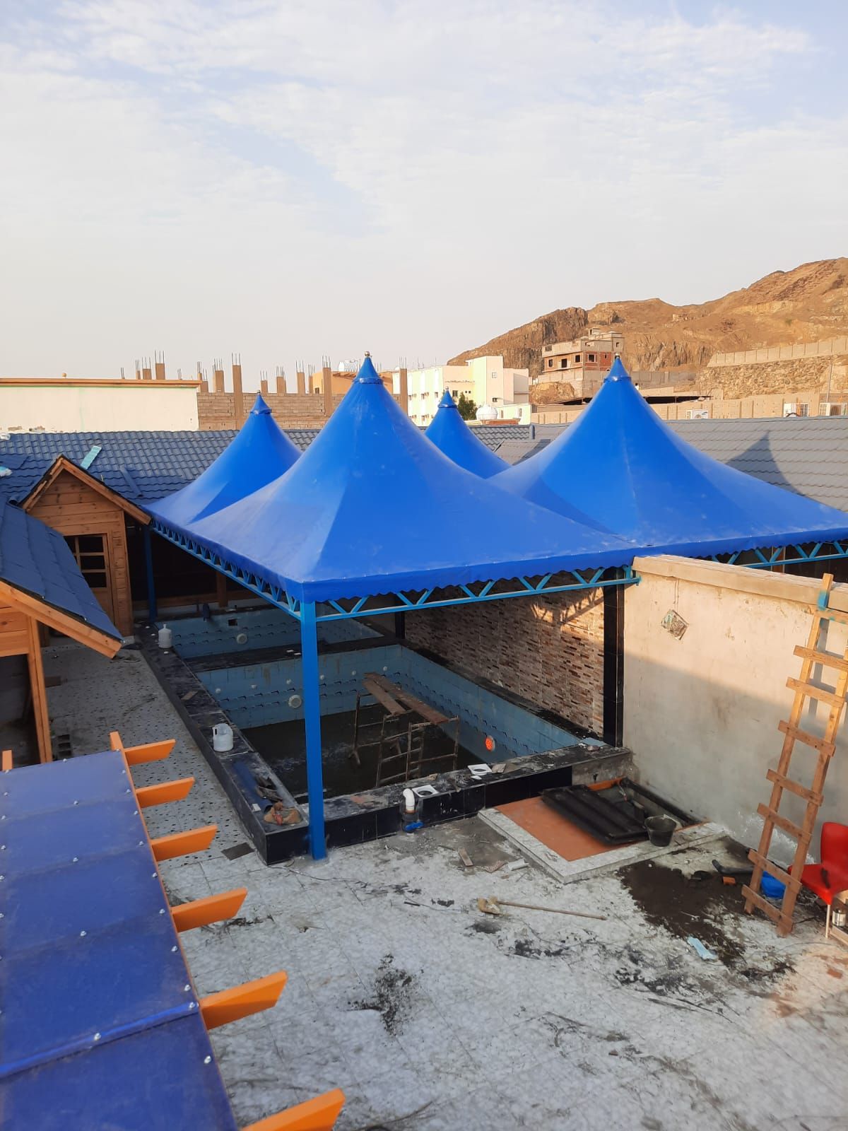 حداد مظلات وسواتر