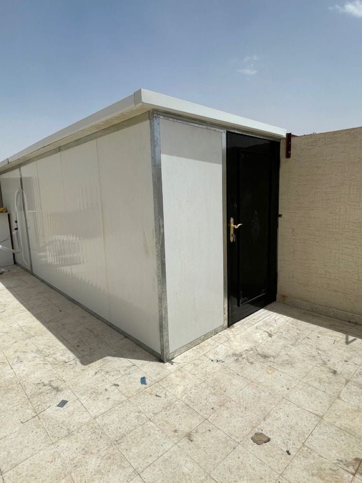 مقاول ملاحق