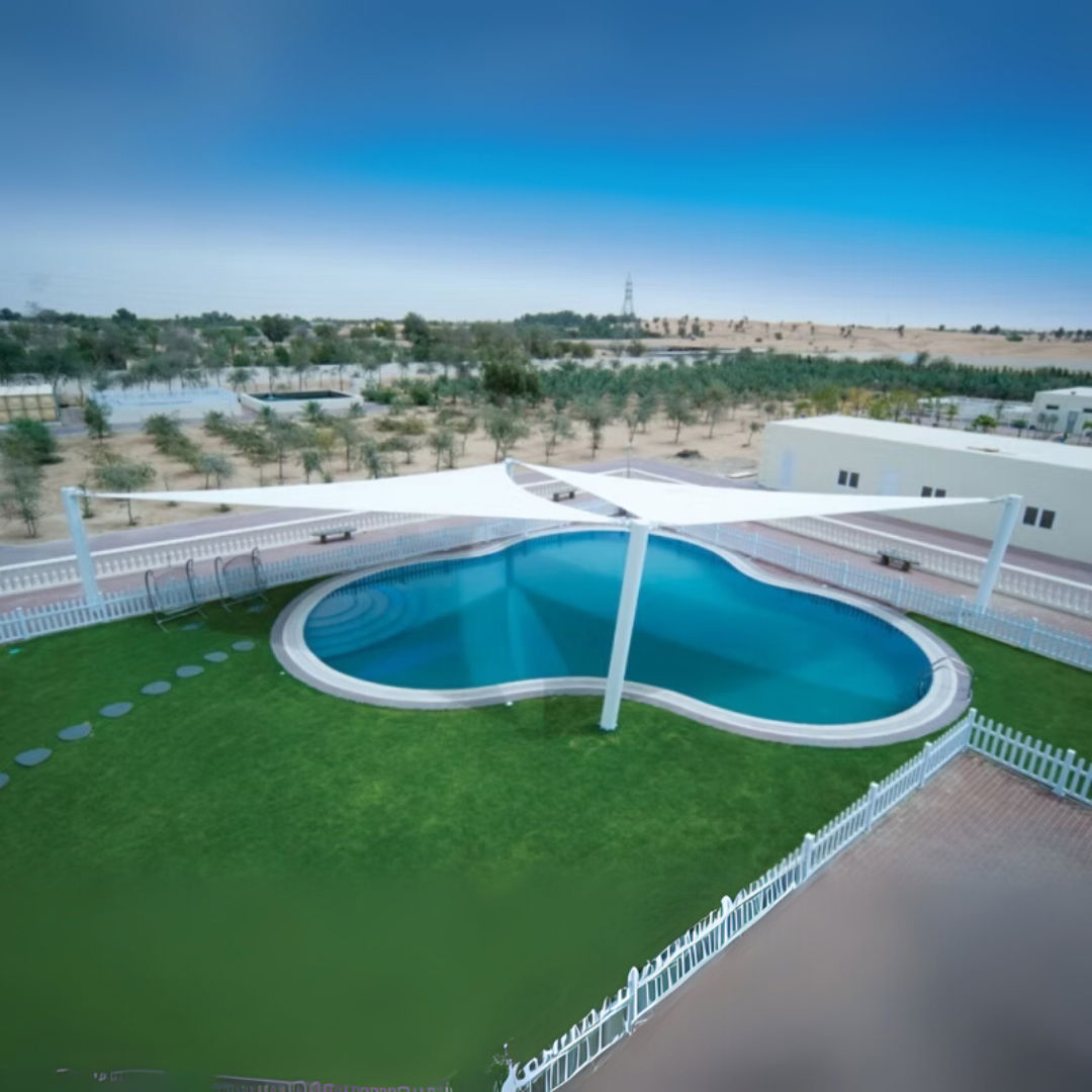 مظلات مسابح