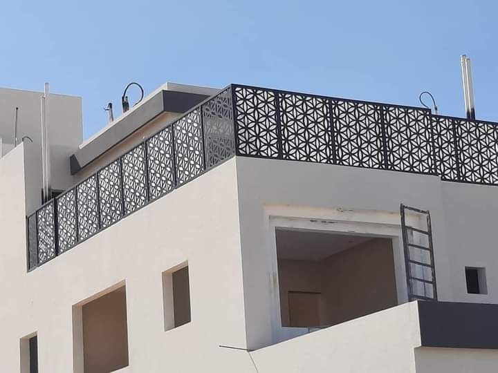 سواتر لكسان