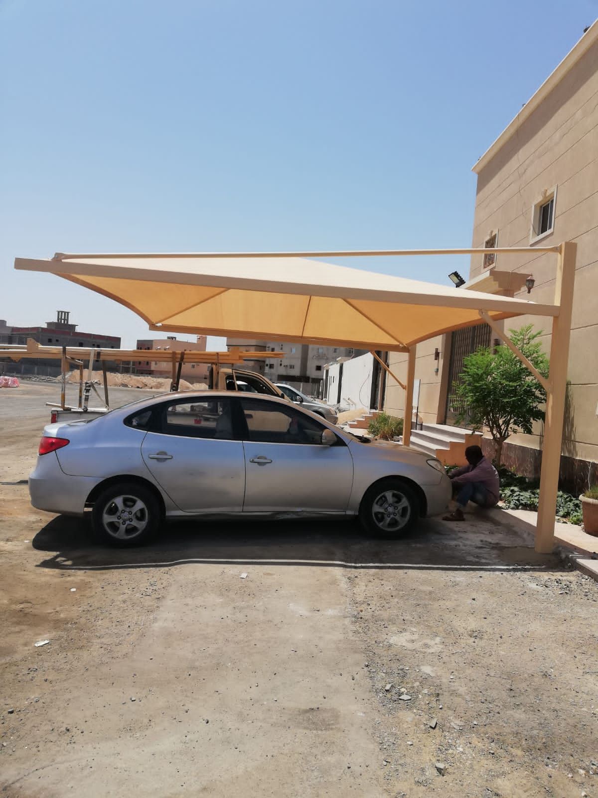 حداد مظلات سواتر