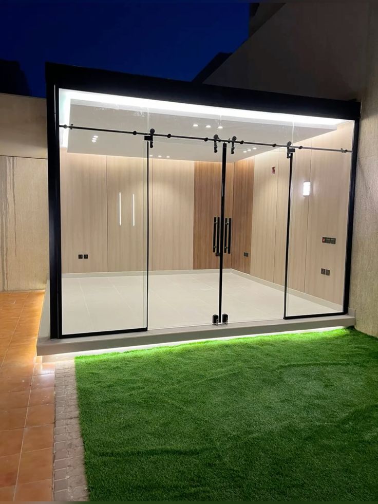 مجالس خارجية